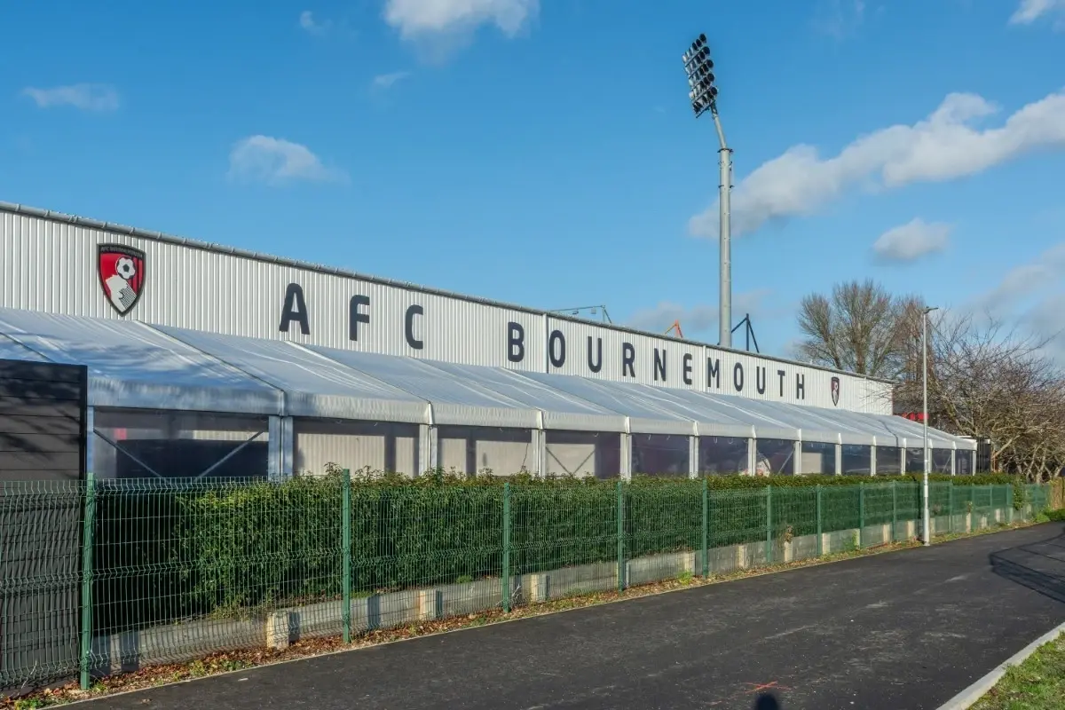 bournemouth-mira-luis-henrique-mas-transferncia-depende-de-inter-contratar-ivan-perisic